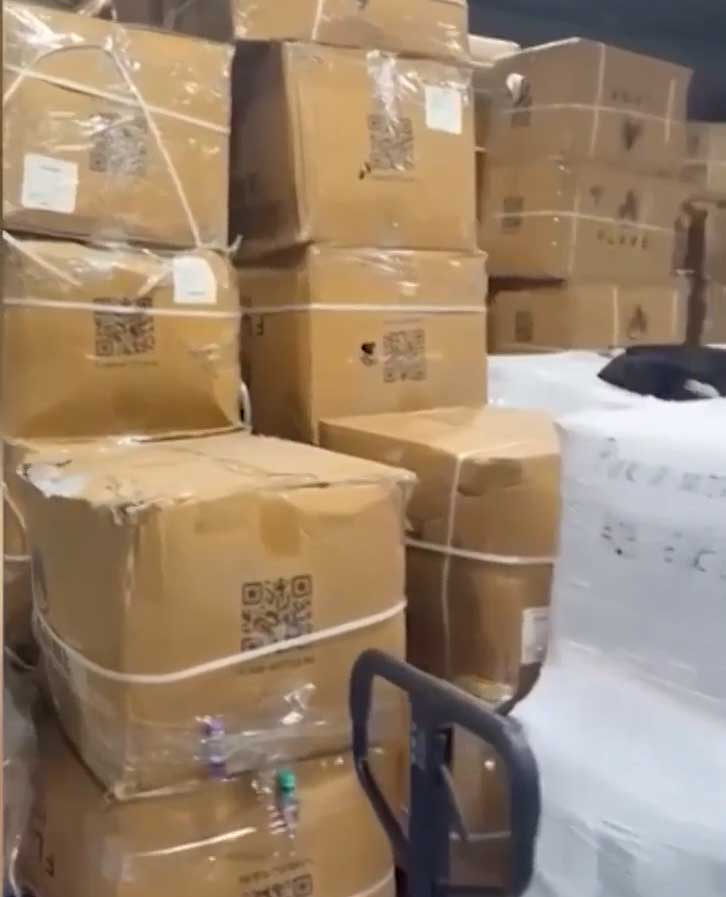 1771912352394681.jpg 23.jpg